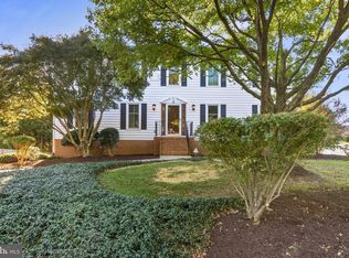 11 N Pointe Dr, Fredericksburg, VA 22405