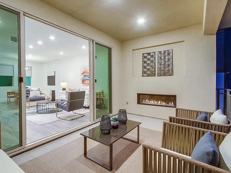 16869 Colin Ct — Photo 4