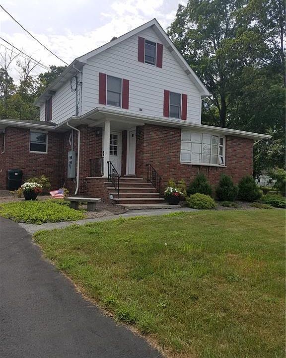 1st image of 31 Highland Ave