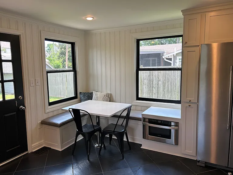 1507 Douglas Ave — Photo 10