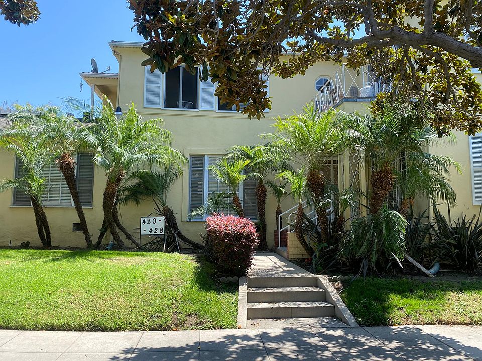 1st image of 424 N Van Ness Ave