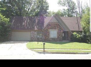 7052 E 71st Ct, Tulsa, OK 74133