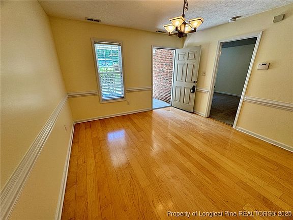 2nd image of 2854 Kentberry Ct