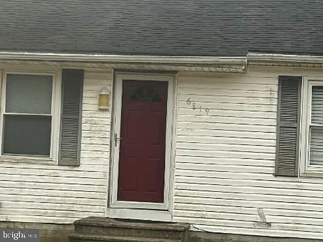 2nd image of 6819 Bobtown Rd