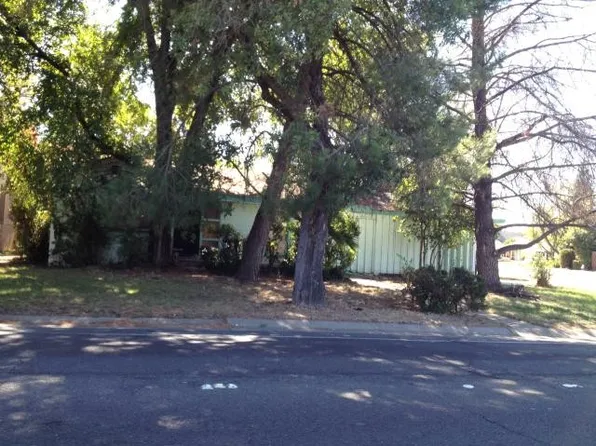 2852 Alamitos Way, Sacramento, CA 95821