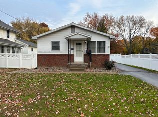 1154 Bradford St NW, Warren, OH 44485