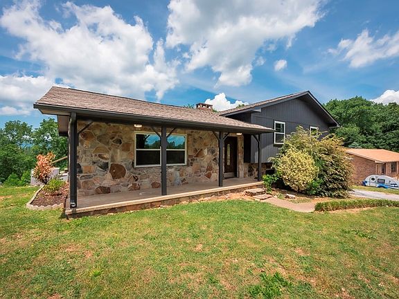 4th image of 801 Crestridge Dr