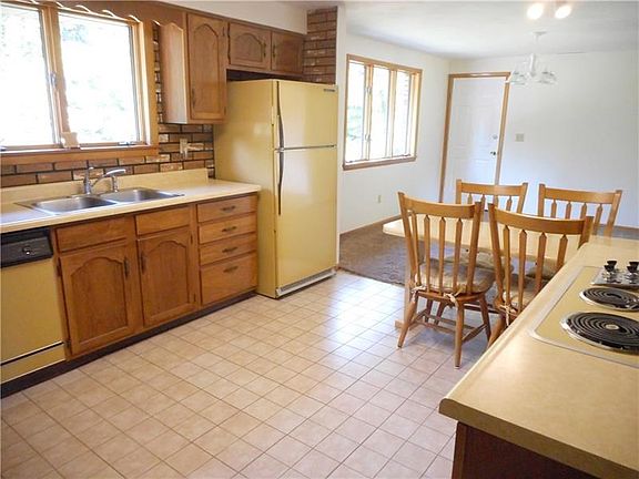 Kitchen: Never miss a moment of the action in this wide open kitchen. This is the hub where everyone will gather when they come 