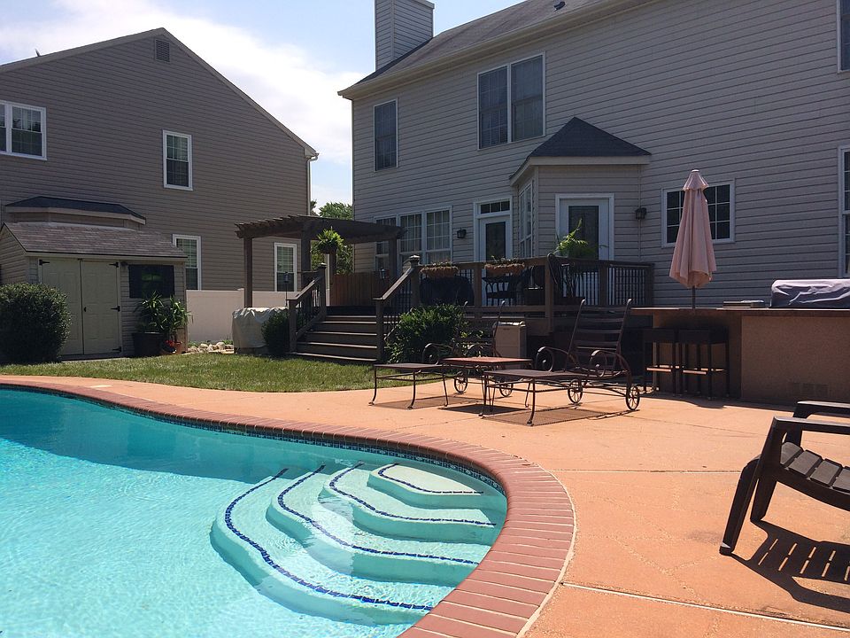 1st image of 1614 Woodruff Ct