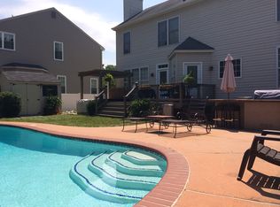 1614 Woodruff Ct, Severn, MD 21144