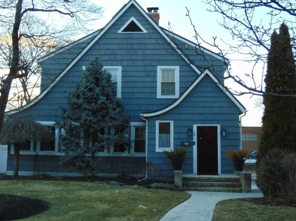 816 W 8th St, Plainfield City, NJ 07063