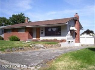 1009 S 33rd Ave, Yakima, WA 98902