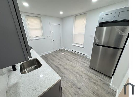 5th image of 3740 M St
