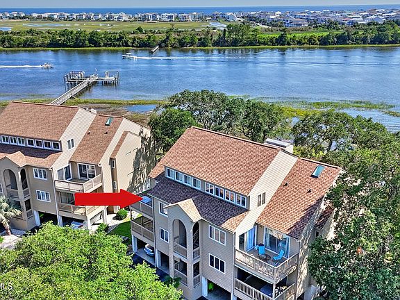 3rd image of 1765 Harborage Drive SW #3