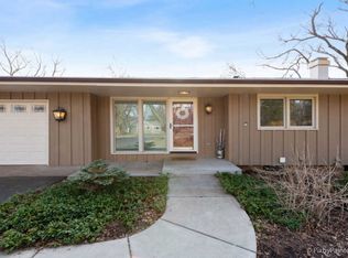 7419 Marlboro Rd, Crystal Lake, IL 60012