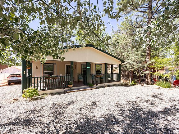 4th image of 675 E OAK Drive