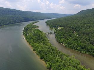 9928 Mullins Cove Rd, Whitwell, TN 37397