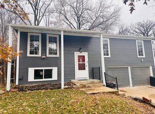 6348 NW 49th St, Kansas City, MO 64151
