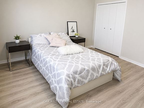 4th image of 573 Mornington Ave #705