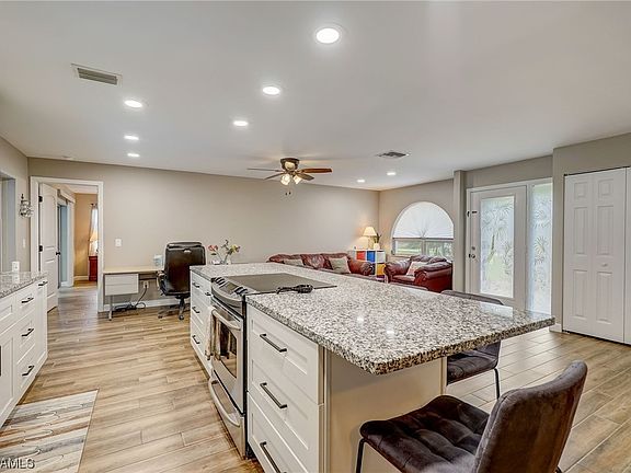 2nd image of 6795 Autumn Ct
