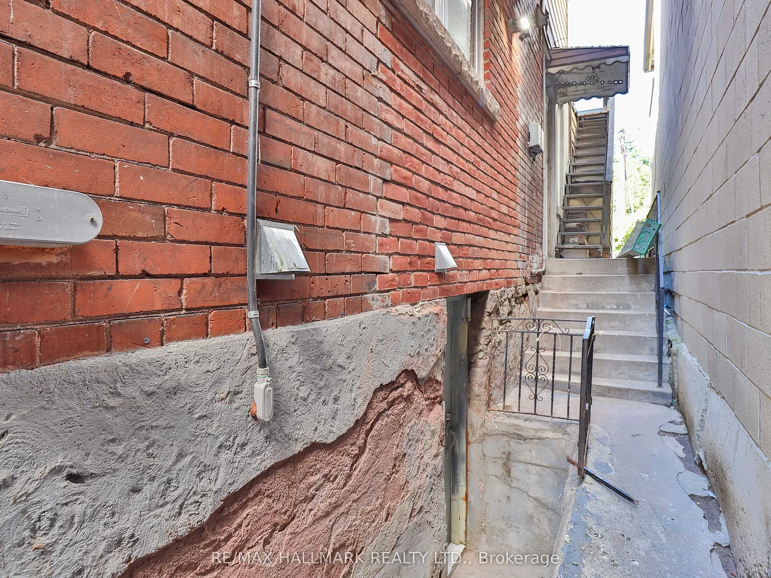 2 bed, $1,750 — Photo 2