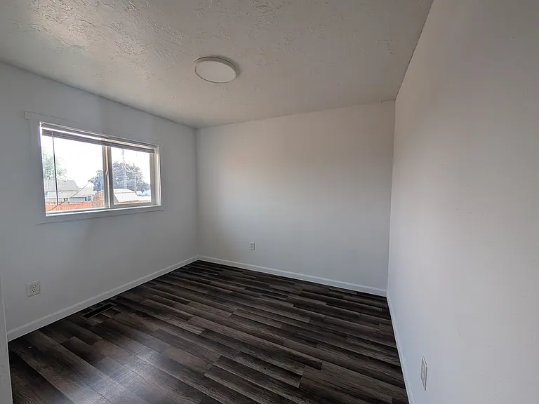 4526 E Frederick Ave — Photo 13