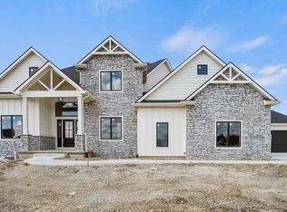 12332 Cassena Rd, Fort Wayne, IN 46814