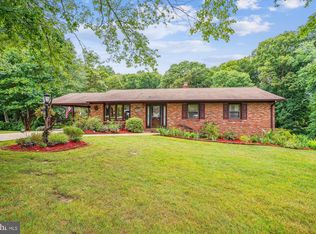 1421 Shaw Dr, Huntingtown, MD 20639