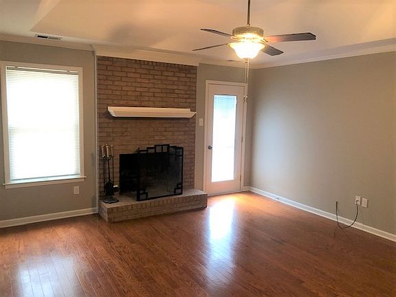 4th image of 3588 Sunrise Ln