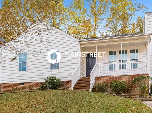 3909 Old Coach Rd, Raleigh, NC 27616