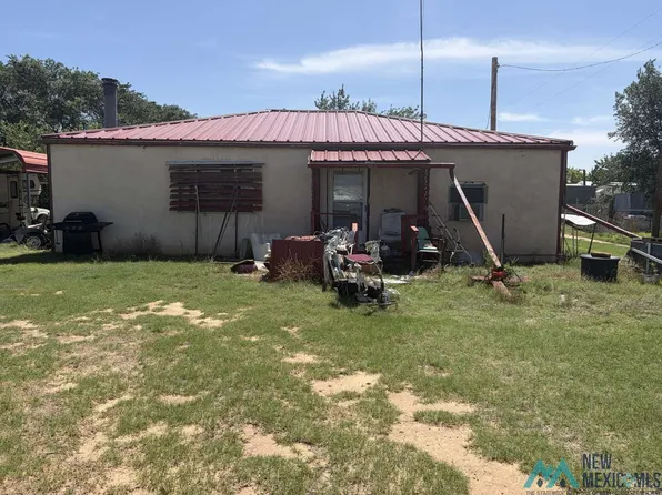 402 Trout St, Logan, NM 88426