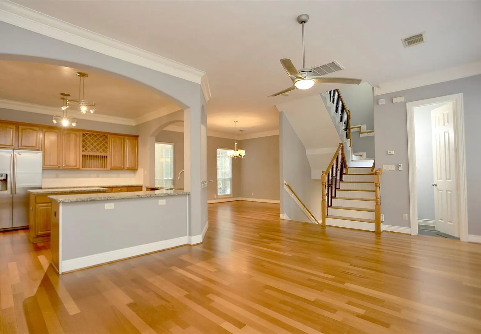 4 bed, 3.5 bath, $3,000 — Photo 4
