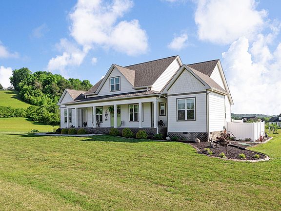 2nd image of 741 Espalier Dr