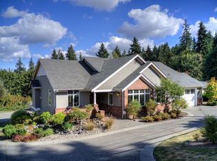21815 Poplar Way, Lynnwood, WA 98036