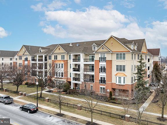 2nd image of 338 Garden Park Blvd