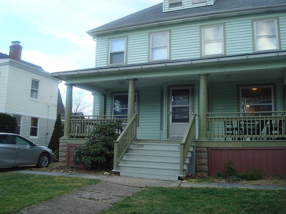 1st image of 1299 W 112th St