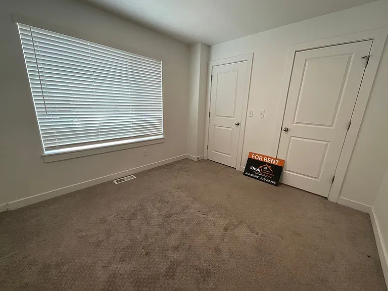 3104 N 1625 E — Photo 15