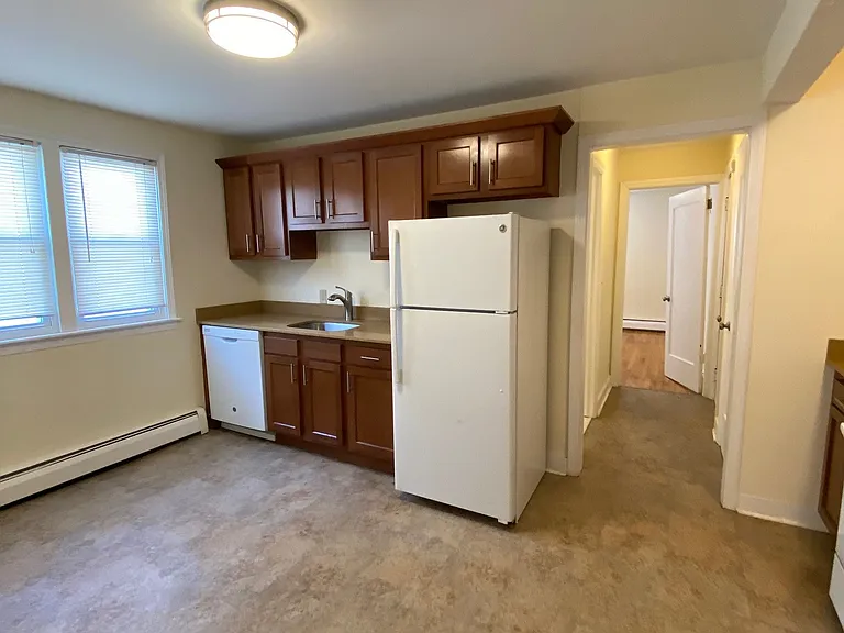 117 Sheldon Ter #2L — Photo 5