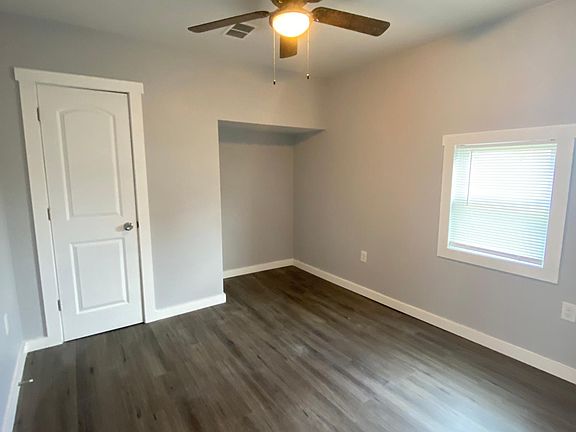 5th image of 1124 S 36th St
