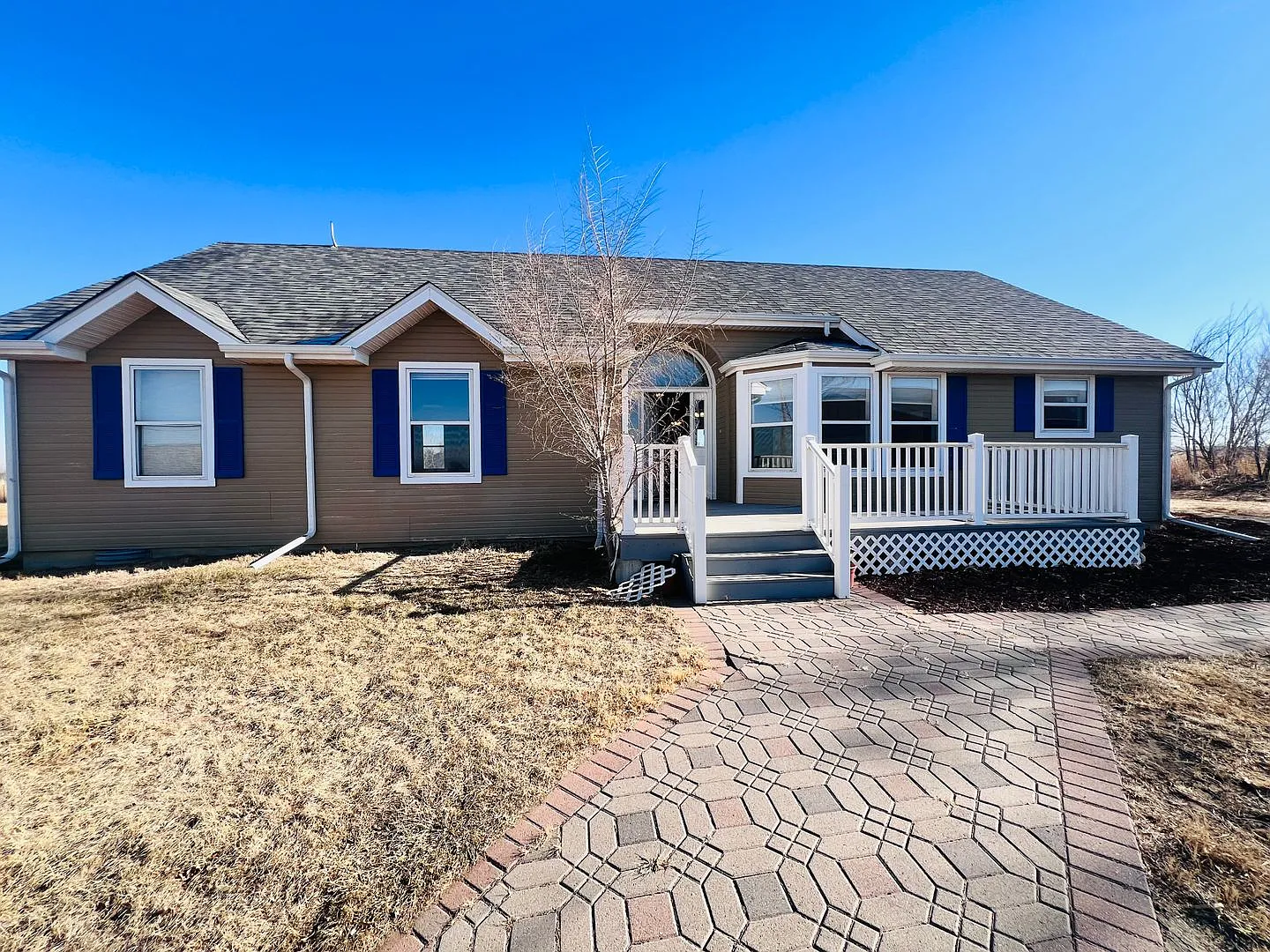Country Living 3bd 2.5ba Home, with Large Outbuilding — Photo 2