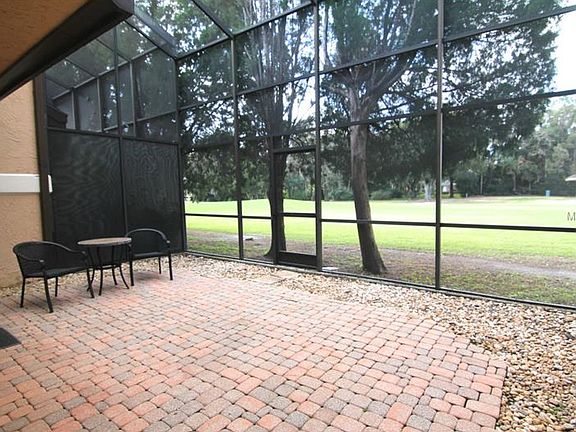 3rd image of 14850 Par Club Cir