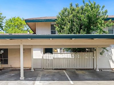 1109 Roundtree Ct, Sacramento, CA, 95831