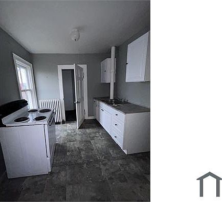 1st image of 730 Roberts St APT 2