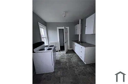 730 Roberts St #2 Photo 1