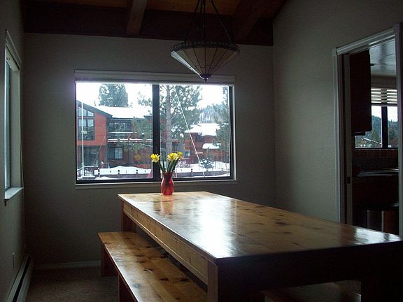 4th image of 1946 Kokanee Way