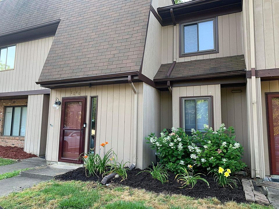 1st image of 1040 N Green Dr