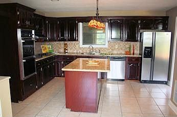 5th image of 12 Cottonwood Dr