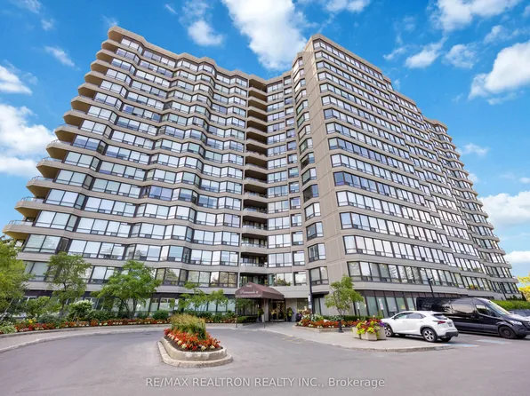 7440 Bathurst St #608, Vaughan, ON L4J 7K8