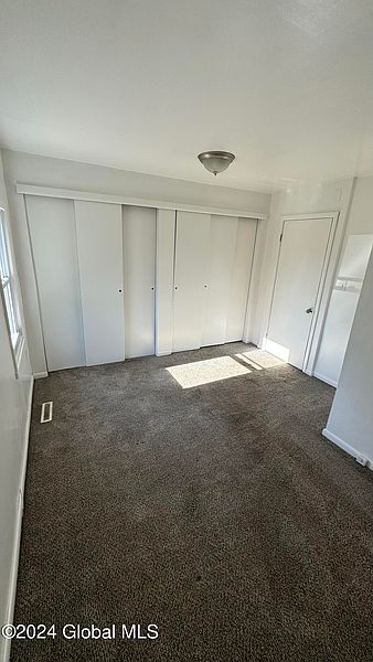 4th image of 837 1/2 Adams Street