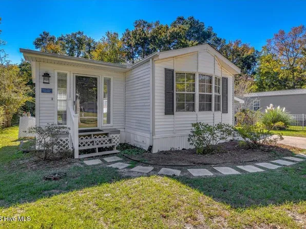 520 Magnolia Drive, Sunset Beach, NC 28468